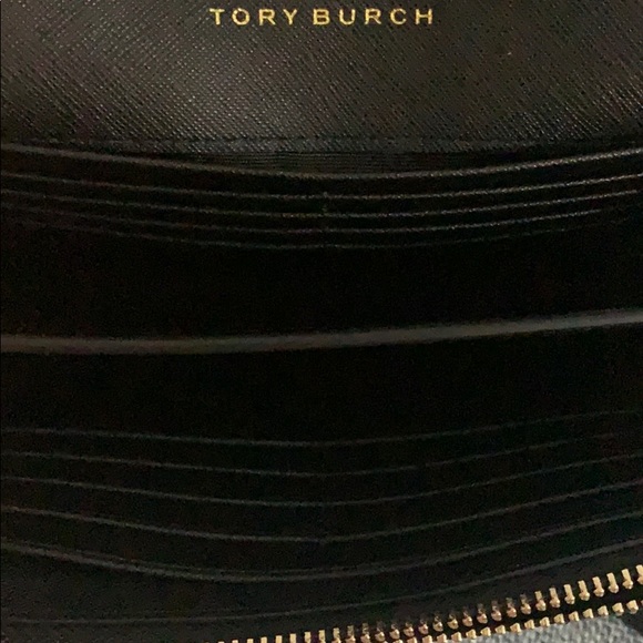 NWT Authentic Tory Burch Emerson Chain Wallet - Picture 6 of 9